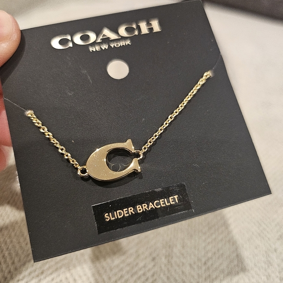 New Coach Goldtone Chain Slider Bracelet - Picture 3 of 8